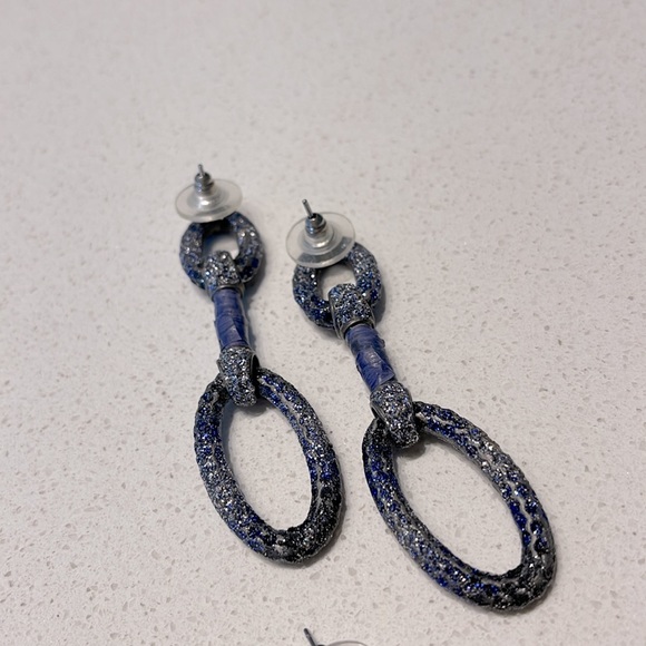 Set of 3 vintage rhinestone drop stud earrings - Picture 7 of 7